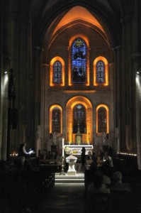 2 Juillet 2011 : 1ère Nuit des Eglises à l'initiative de la revue Narthex, sous l'égide de la Conf. des Ev. de France. Collégiale Notre Dame du Fort. Etampes (91) France.